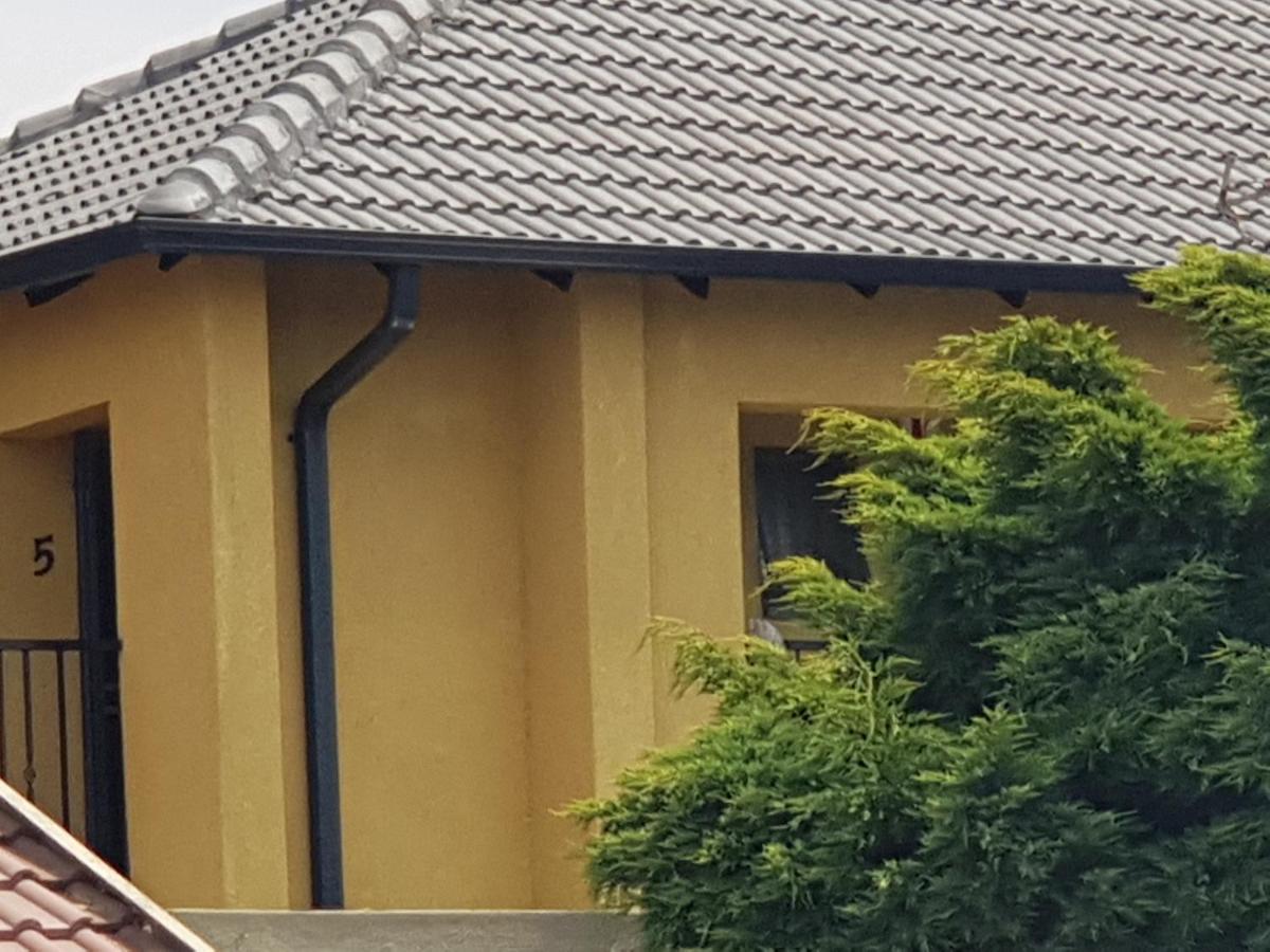 Salas Stay, Midrand Luaran gambar